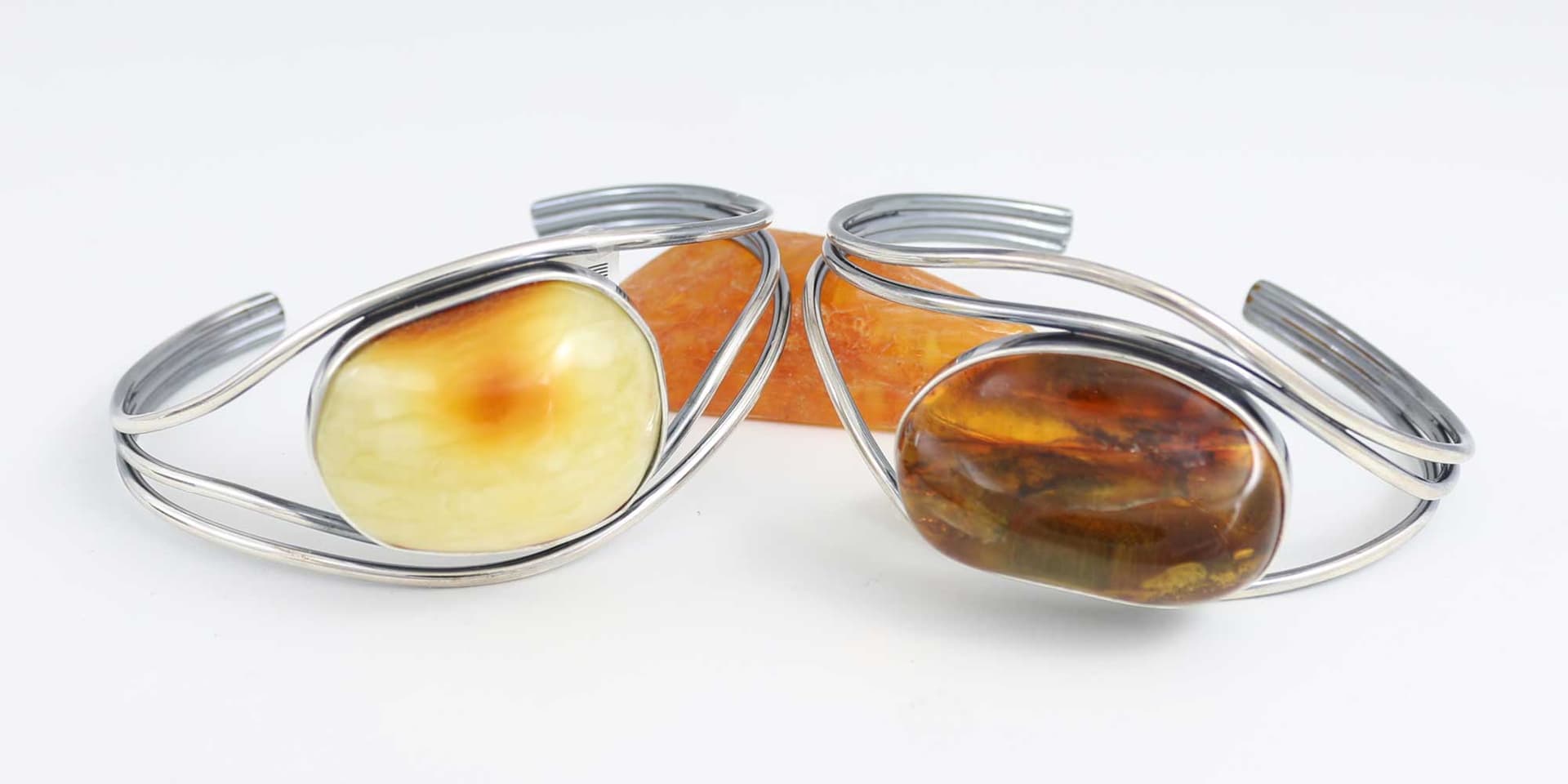 Polen als Zentrum für einzigartigen Bernsteinschmuck